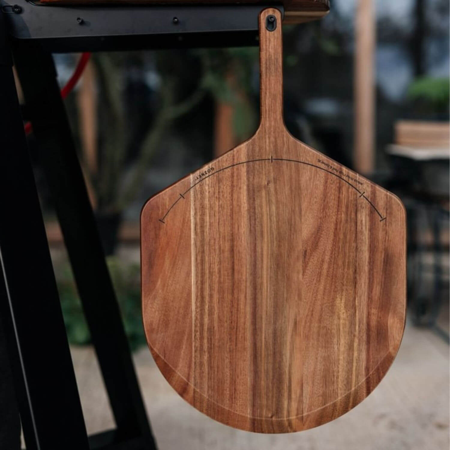 Gozney Akazienholz Pizzaschaufel & Servierbrett 16" XL (Ø ca. 40 cm)