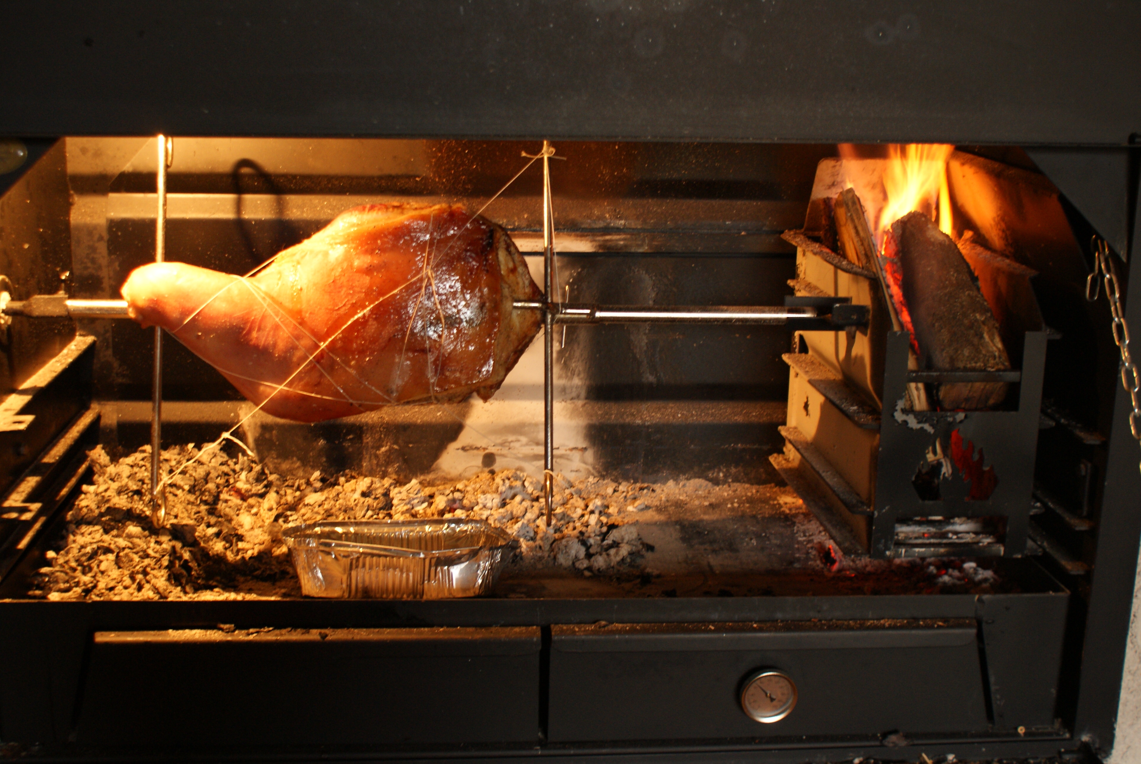 Braai Einbau Grillkamin mit Spieß - Modell 1200