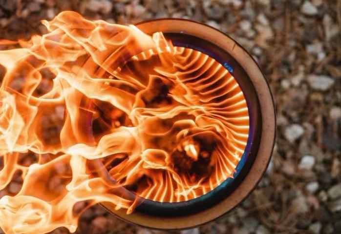 Bundle - Solo Stove Bonfire 2.0 Stainless Steel mit Standfuß + Deckel + 1 kg Firestarter Feuerschale