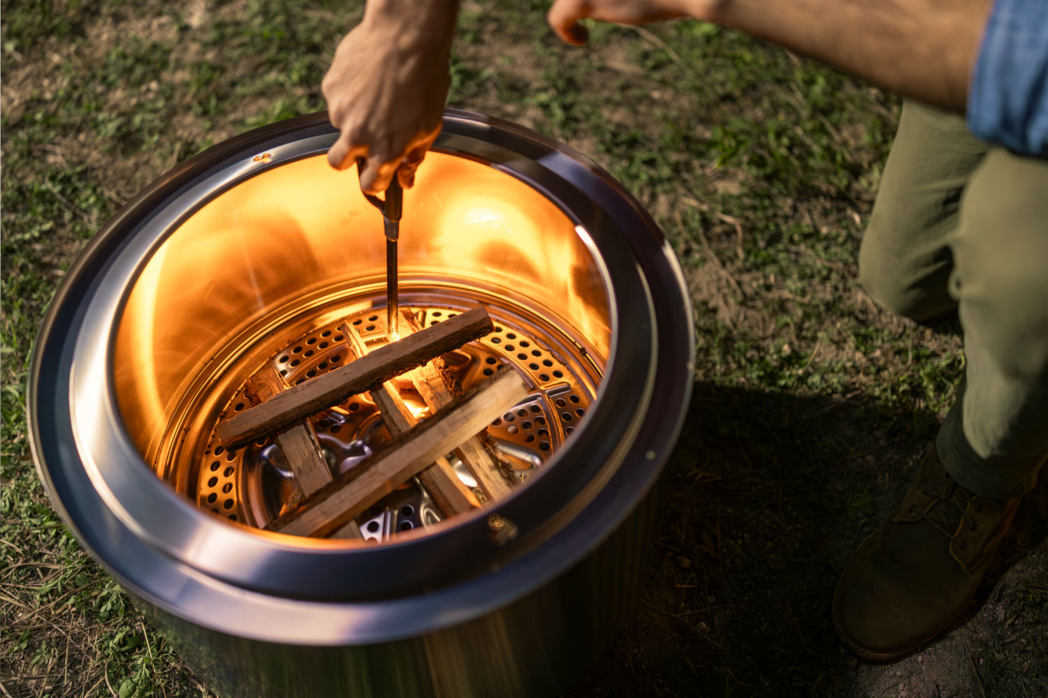 Solo Stove Fire Pit Summit 19,5" mit Standfuß - Stainless Steel - Feuerschale - Feuerstelle - Feuertonne