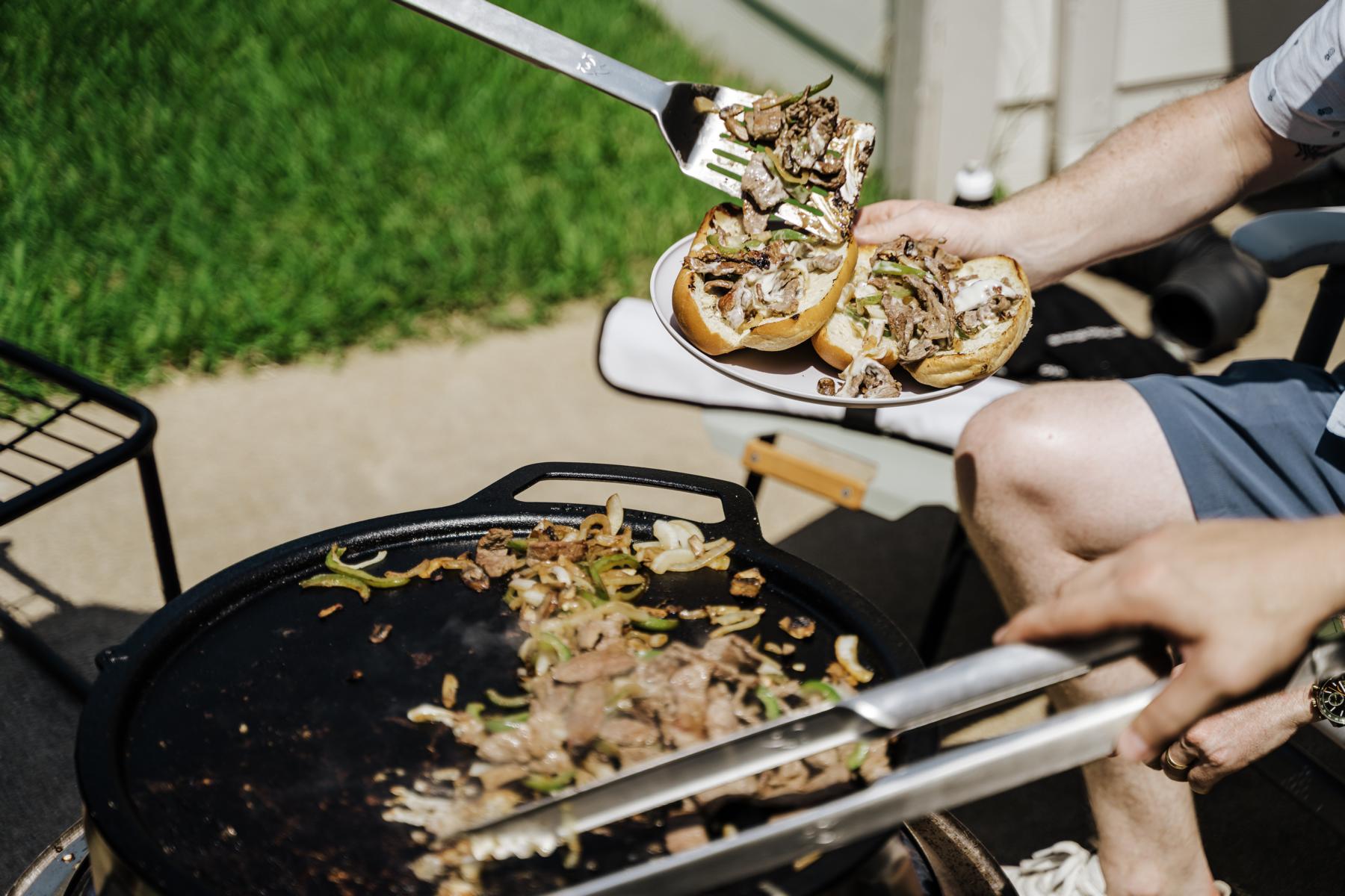 Solo Stove Gusseisen Plancha mit Aufsatz für Yukon