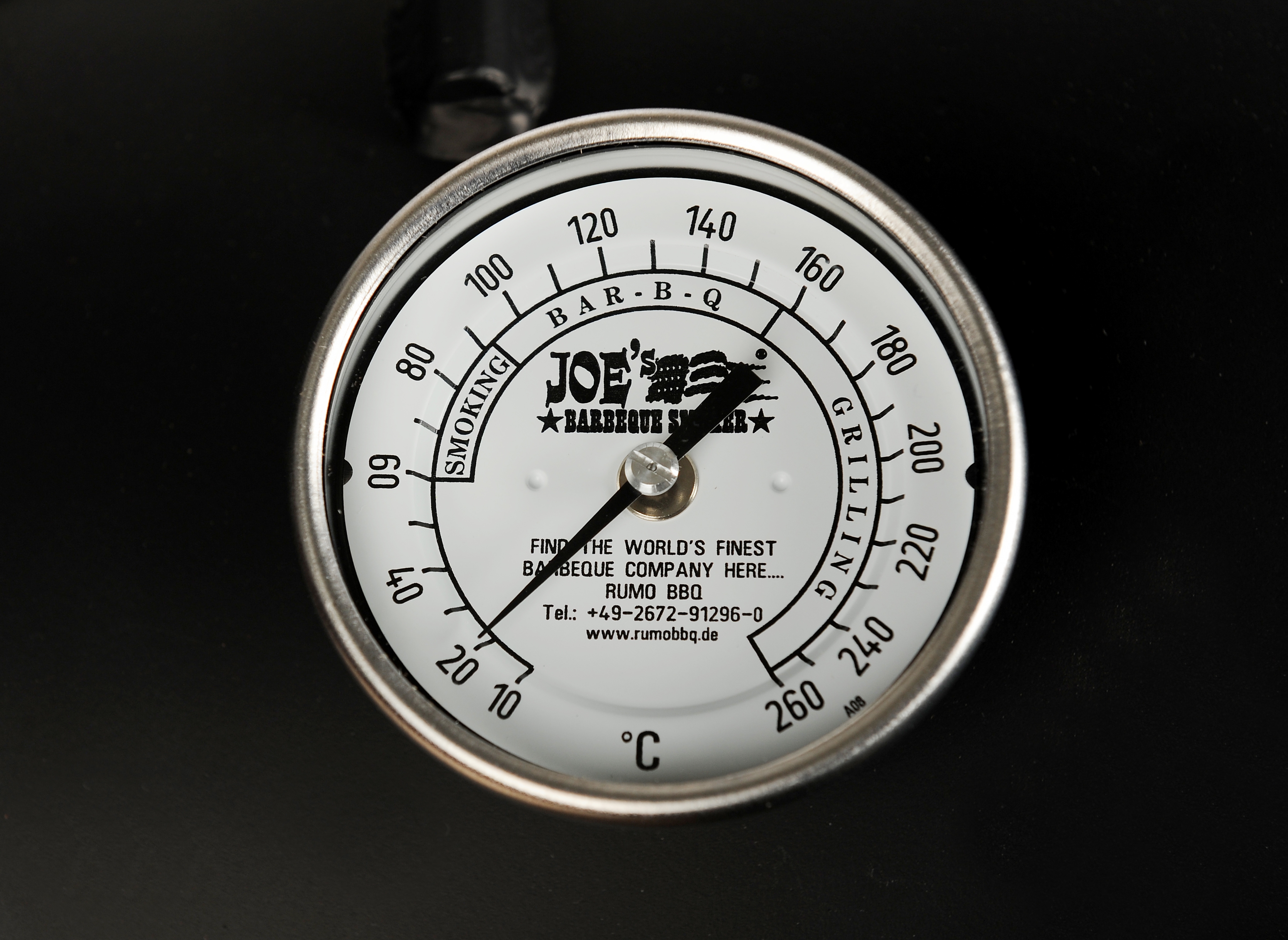 JOE's BBQ Smoker 16" Reverse Flow mit Kochplatte