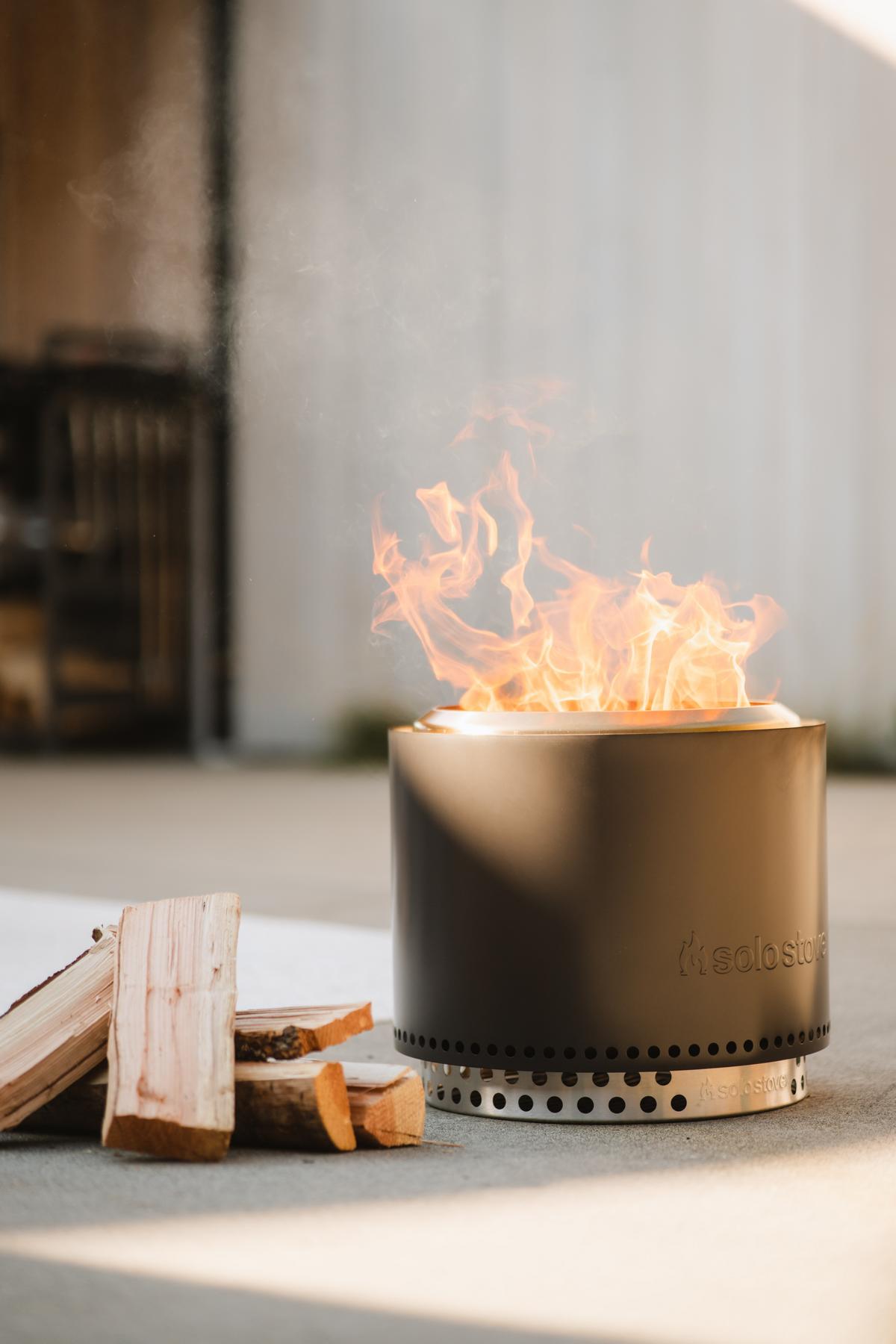 Solo Stove Fire Pit Bonfire 2.0 mit Standfuß - Ash - Feuerschale - Feuerstelle - Feuertonne