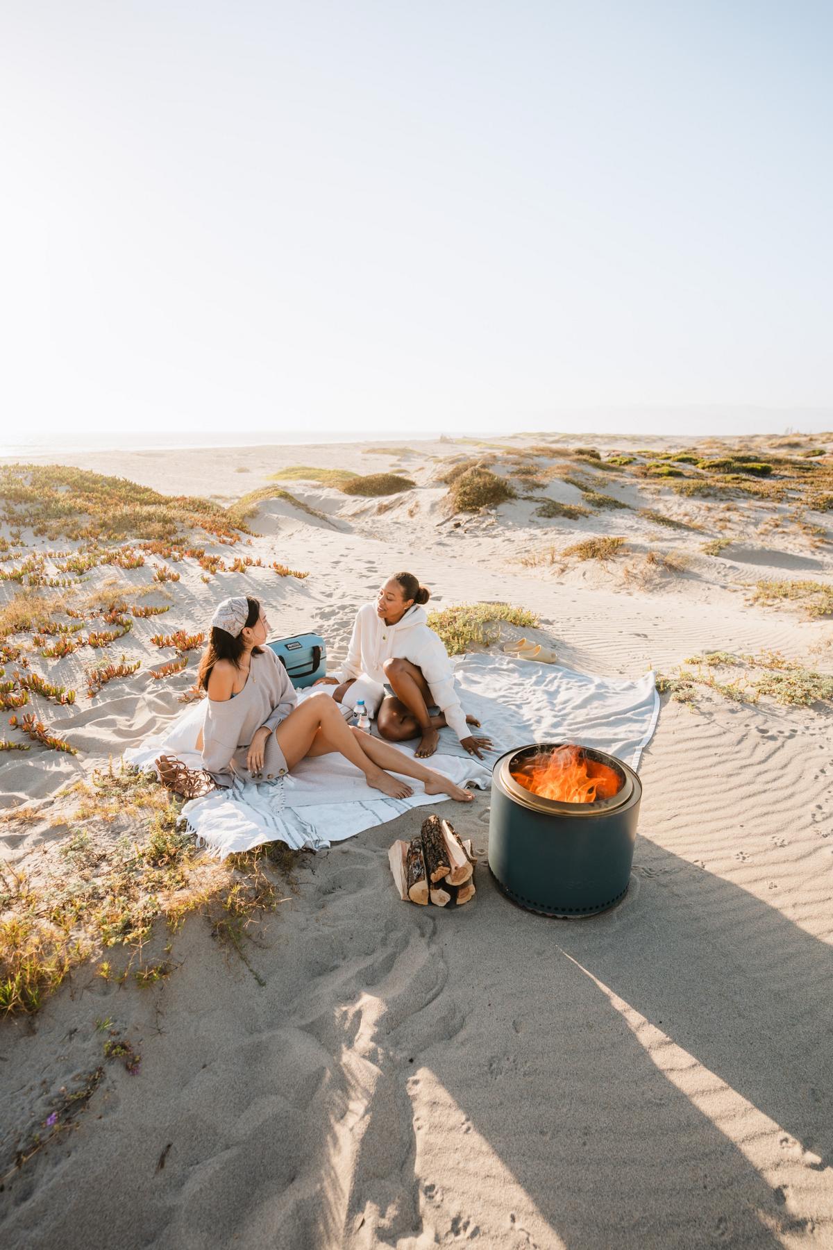 Solo Stove Fire Pit Bonfire 2.0 mit Standfuß - Gunmetal Metallic - Feuerschale - Feuerstelle