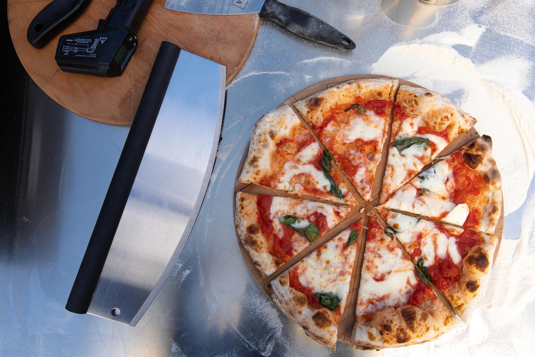 Alfa Forni Pizzaschneider Rocker