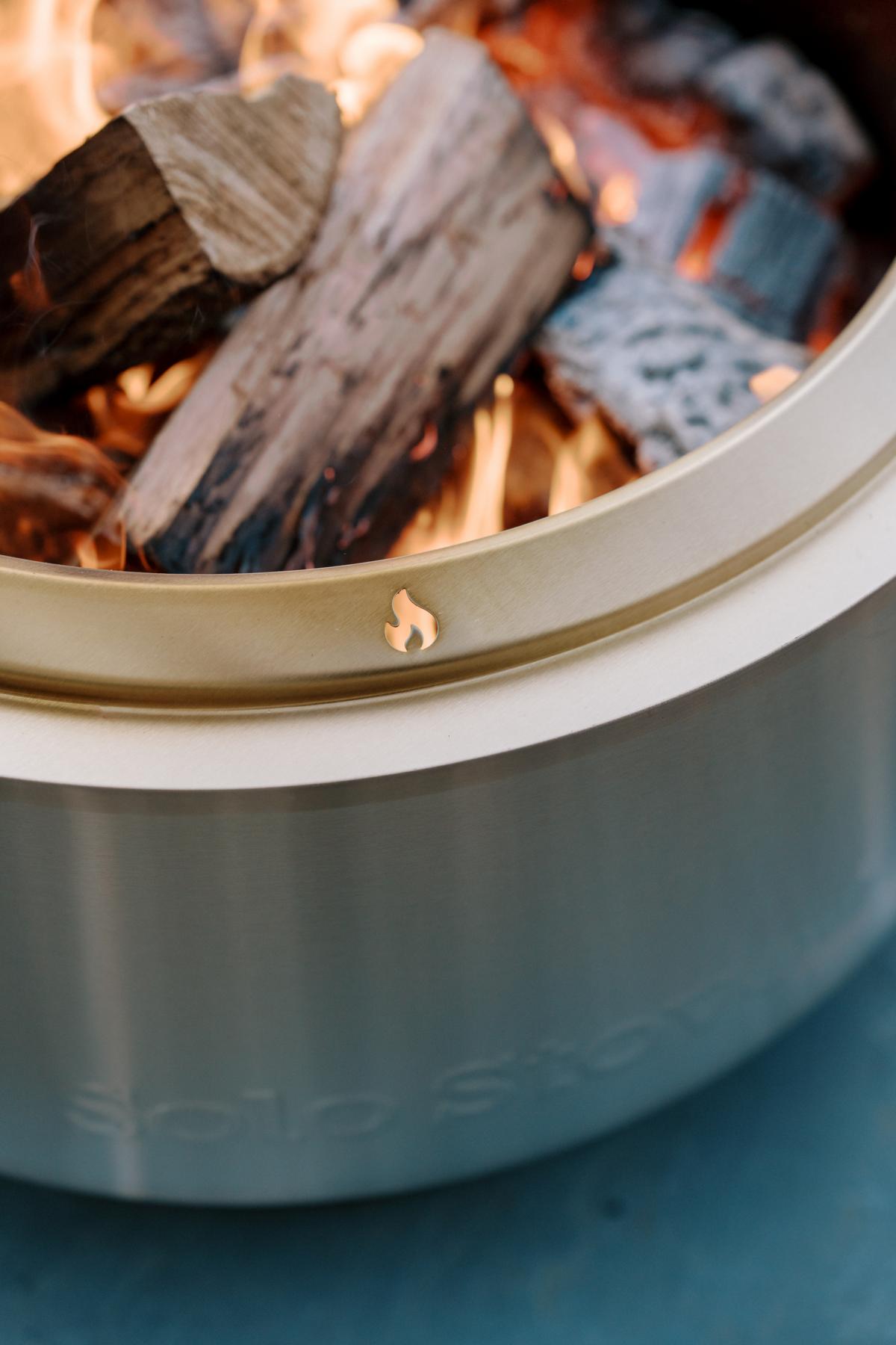 Solo Stove Summit 24" Feuerschale – Feuerstarter-Bundle